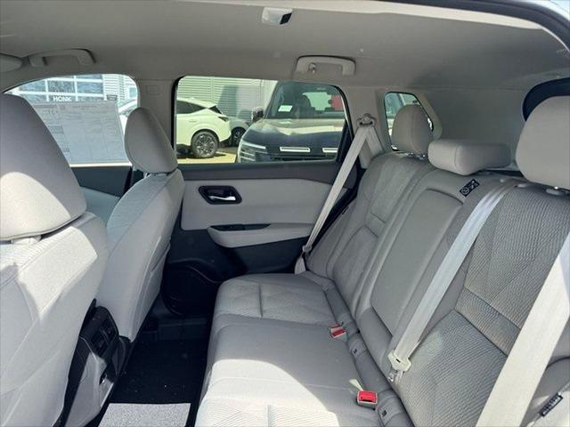 new 2025 Nissan Rogue car, priced at $31,945