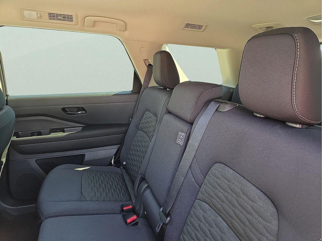 new 2025 Nissan Pathfinder car, priced at $38,555