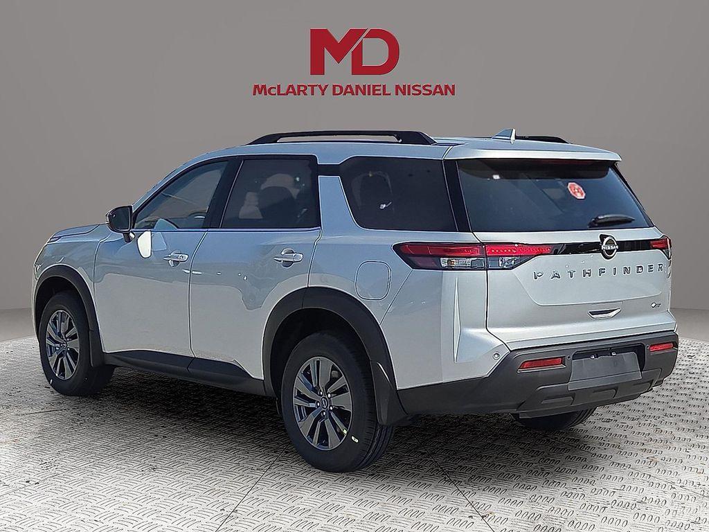 new 2025 Nissan Pathfinder car, priced at $38,555