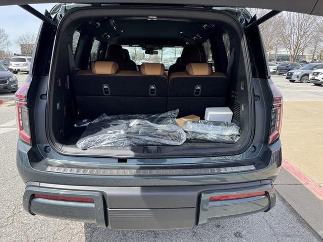 new 2025 Nissan Armada car, priced at $72,025