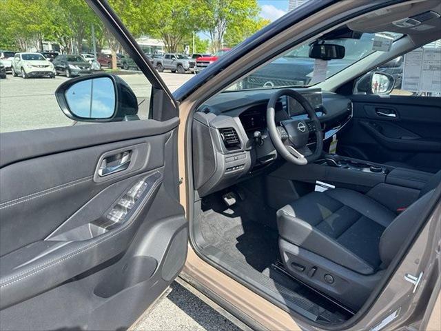 new 2025 Nissan Rogue car, priced at $37,515