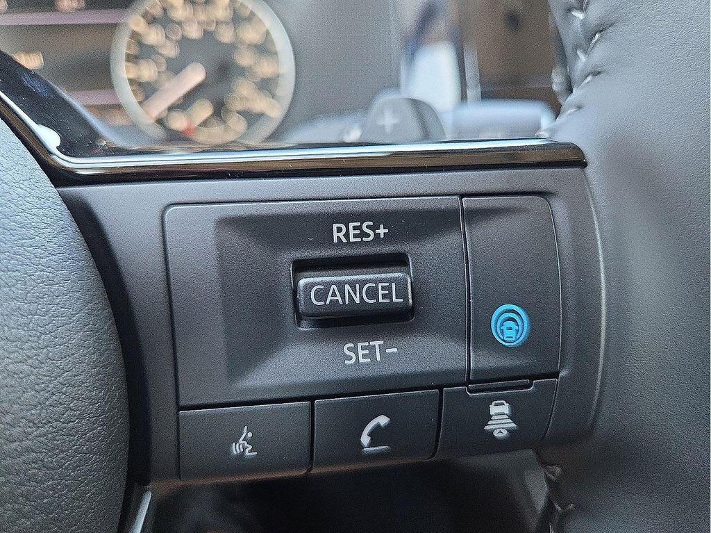 new 2025 Nissan Pathfinder car, priced at $39,879