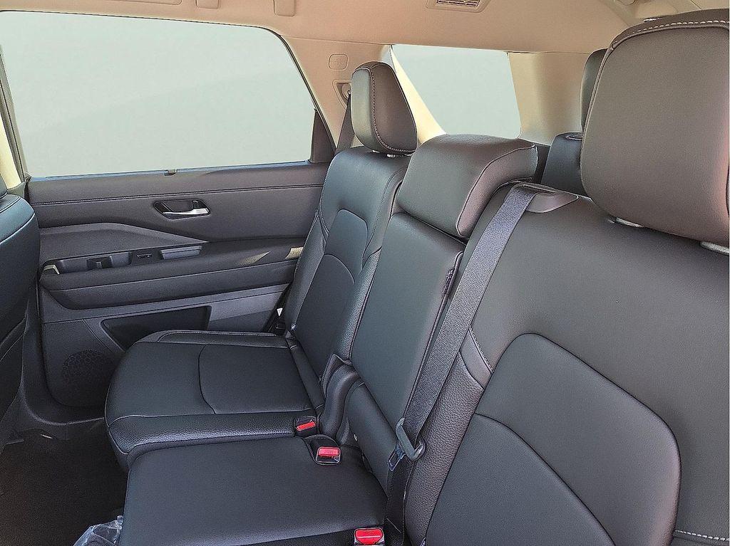 new 2025 Nissan Pathfinder car, priced at $39,879