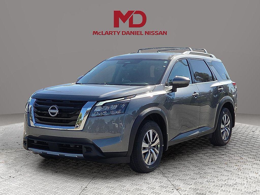 new 2025 Nissan Pathfinder car, priced at $39,879