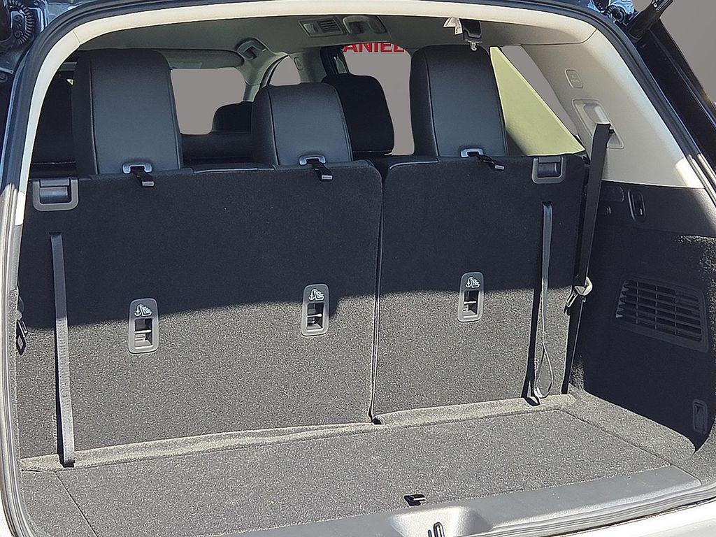 new 2025 Nissan Pathfinder car, priced at $39,879