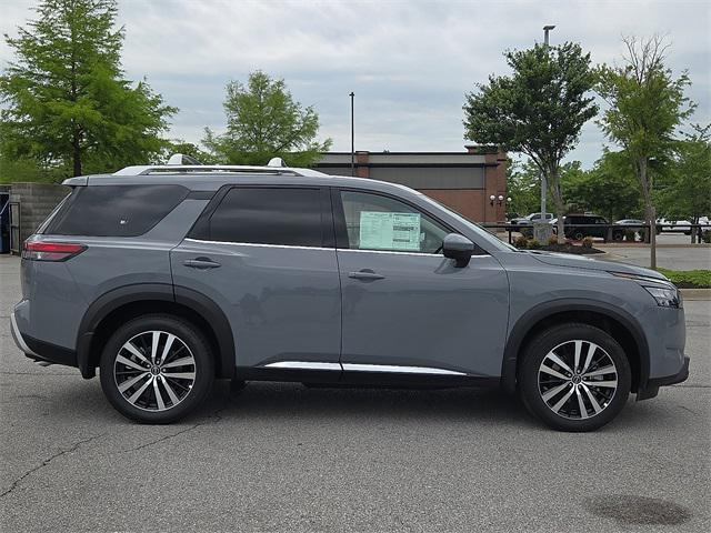 new 2025 Nissan Pathfinder car, priced at $49,729