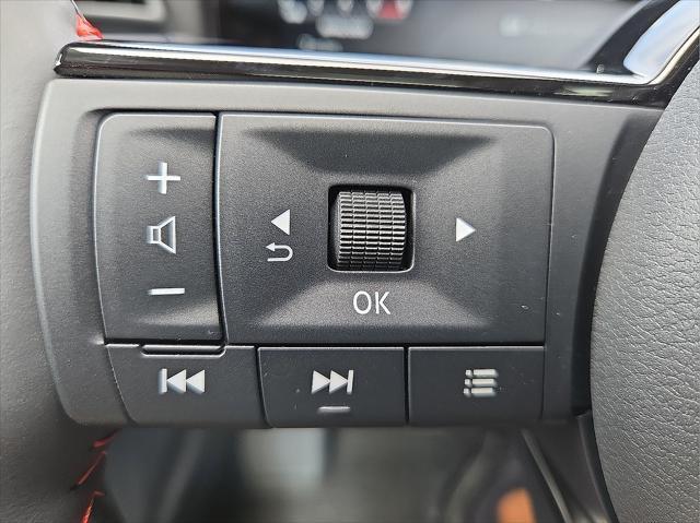new 2025 Nissan Kicks car, priced at $30,564
