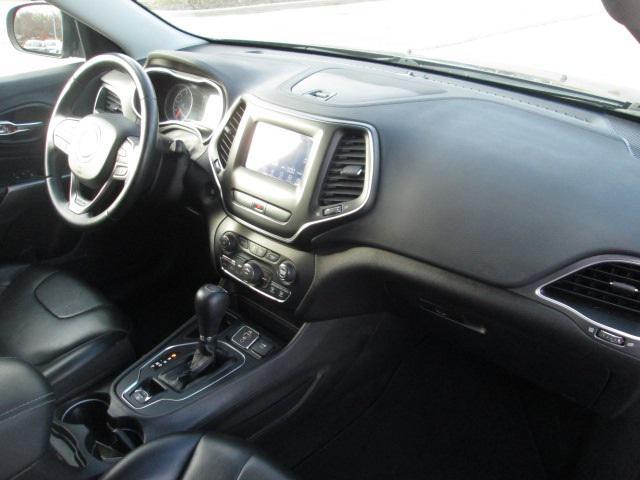 used 2019 Jeep Cherokee car, priced at $17,699