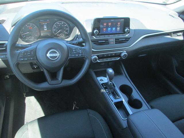 new 2024 Nissan Altima car, priced at $23,325