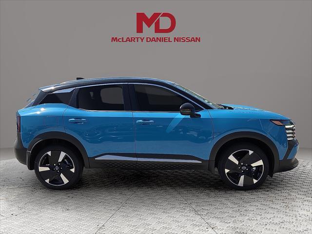 new 2025 Nissan Kicks car, priced at $29,442