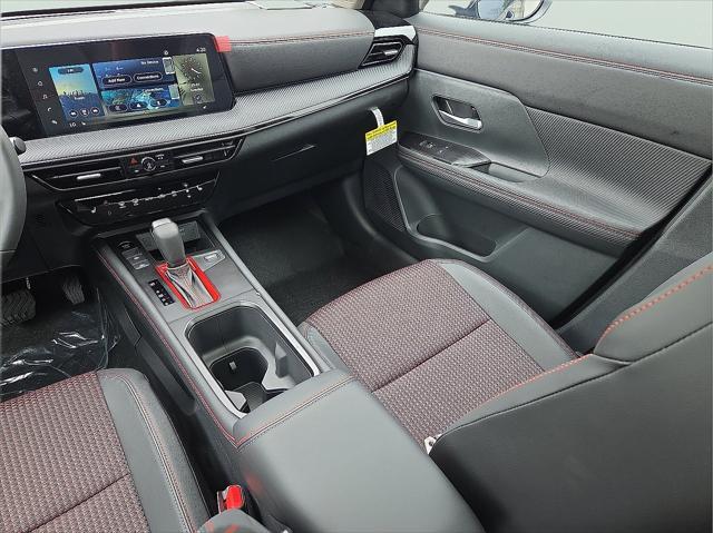new 2025 Nissan Kicks car, priced at $29,286