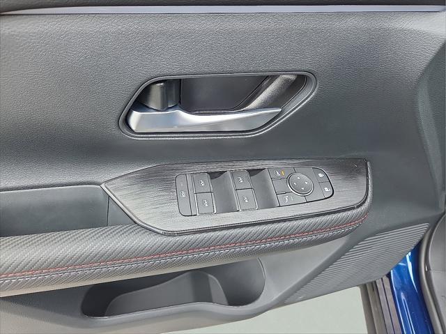 new 2025 Nissan Kicks car, priced at $29,286