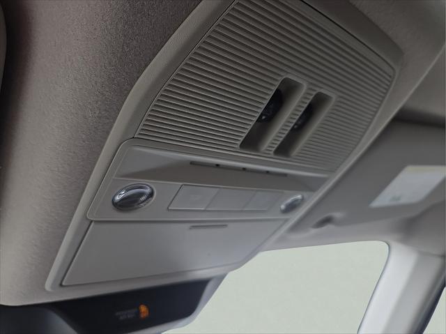 new 2025 Nissan Kicks car, priced at $29,286