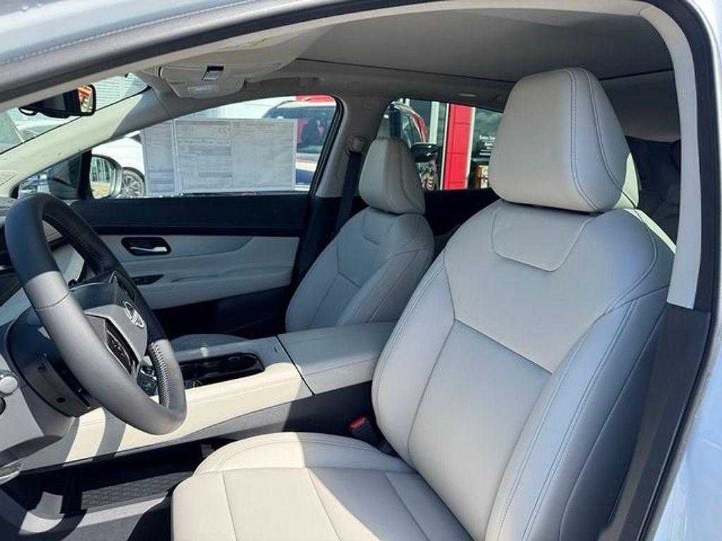 new 2025 Nissan Murano car, priced at $41,230