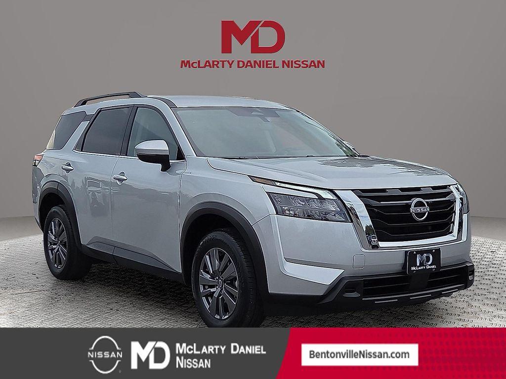 used 2025 Nissan Pathfinder car, priced at $35,897