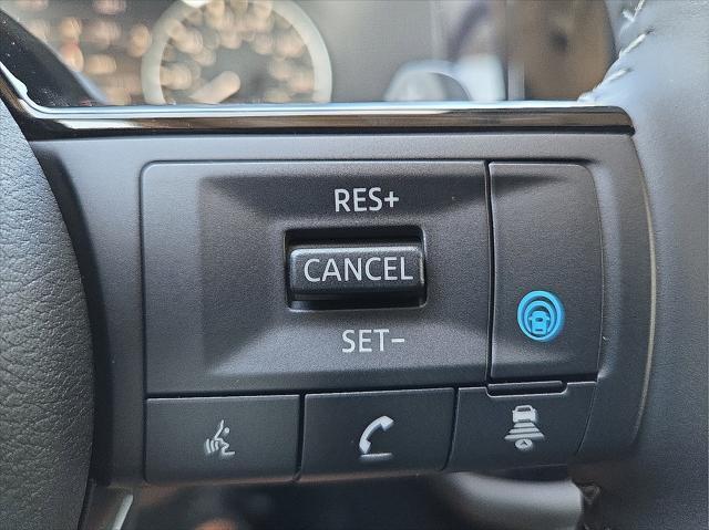 new 2025 Nissan Pathfinder car, priced at $42,755