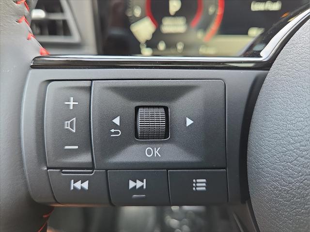 new 2025 Nissan Kicks car, priced at $30,925