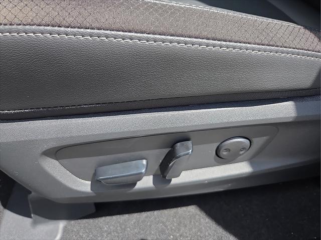 new 2025 Nissan Pathfinder car, priced at $44,555