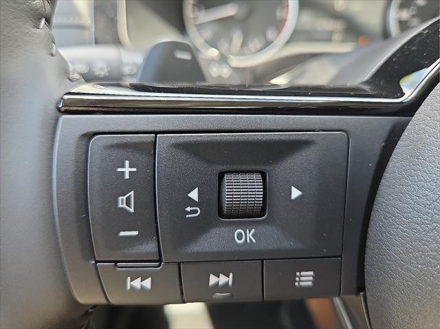 new 2025 Nissan Pathfinder car, priced at $44,555