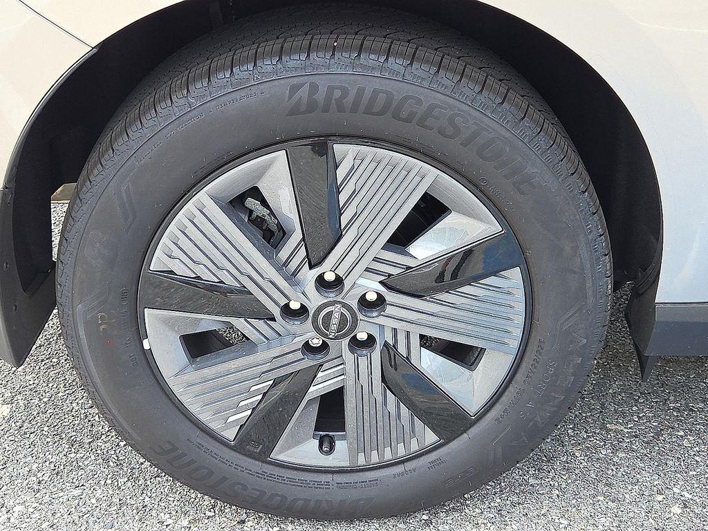 new 2025 Nissan Murano car, priced at $41,323