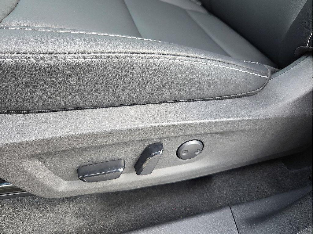 new 2025 Nissan Murano car, priced at $41,323