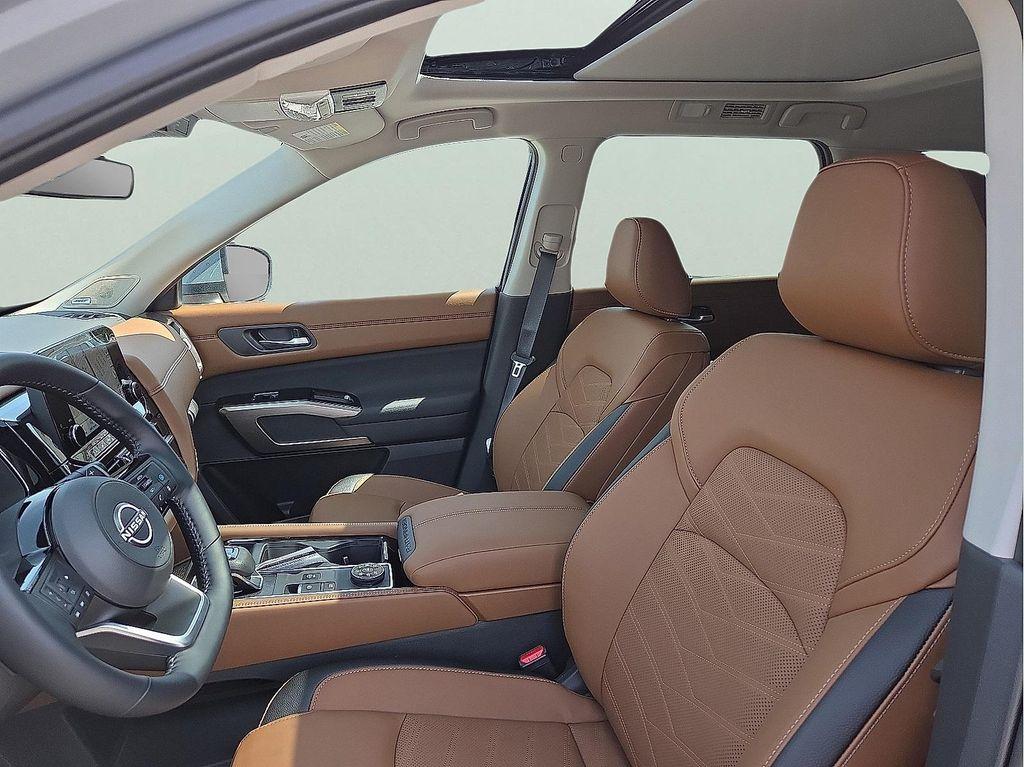 new 2025 Nissan Pathfinder car, priced at $49,118