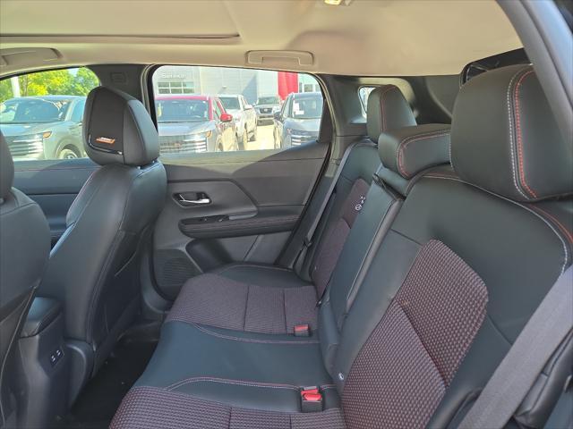 new 2025 Nissan Kicks car, priced at $29,782