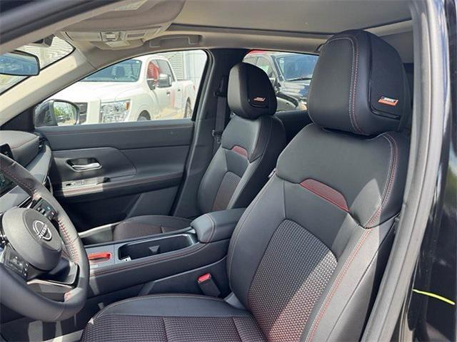 new 2025 Nissan Kicks car, priced at $30,272