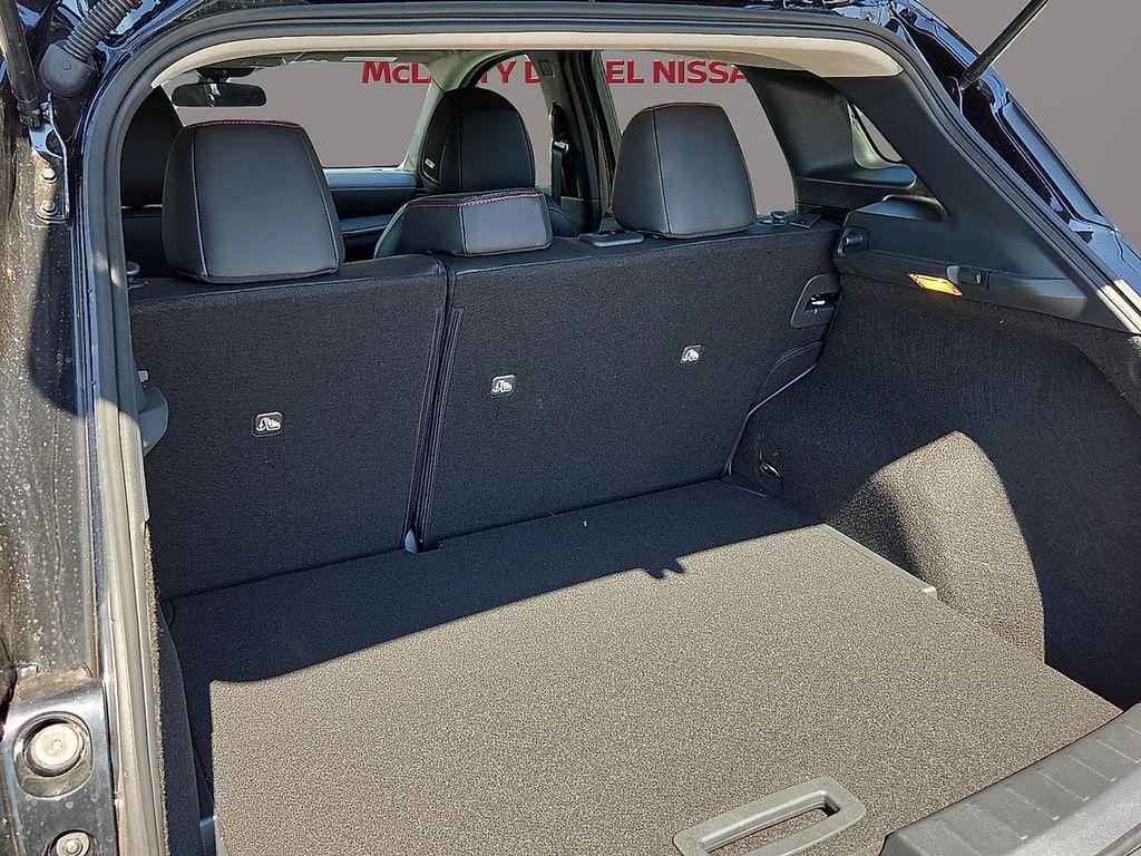 new 2025 Nissan Kicks car, priced at $29,782