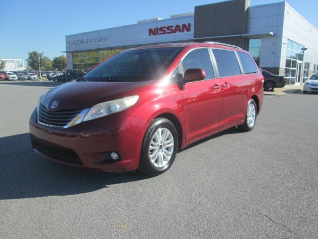 used 2012 Toyota Sienna car, priced at $15,317