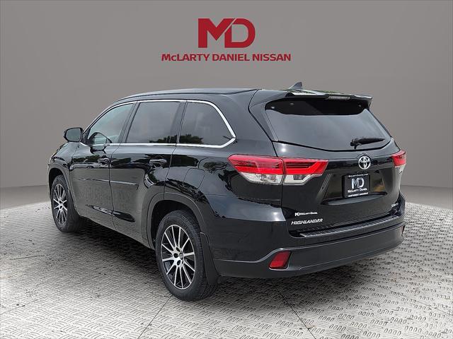used 2018 Toyota Highlander car, priced at $19,389