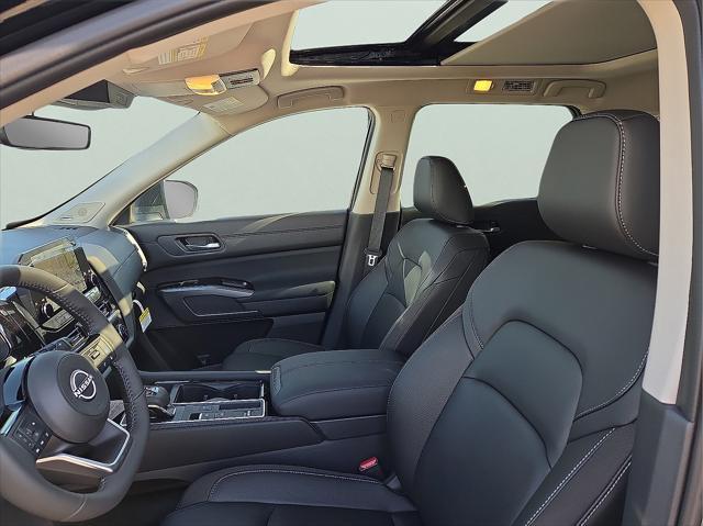 new 2025 Nissan Pathfinder car, priced at $44,555
