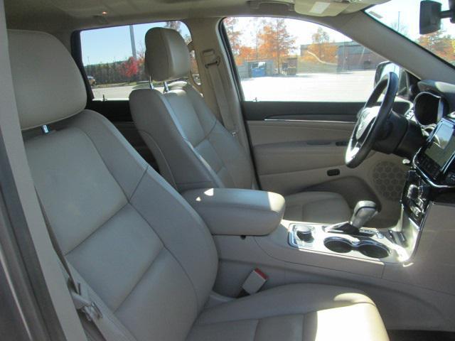 used 2021 Jeep Grand Cherokee car, priced at $29,599