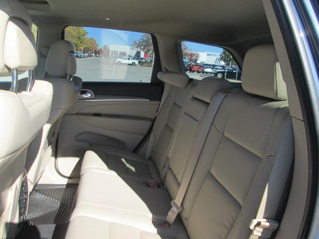 used 2021 Jeep Grand Cherokee car, priced at $29,599