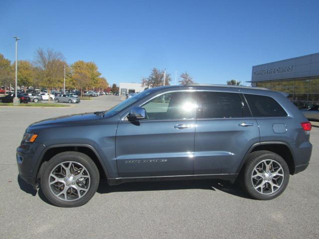 used 2021 Jeep Grand Cherokee car, priced at $29,599