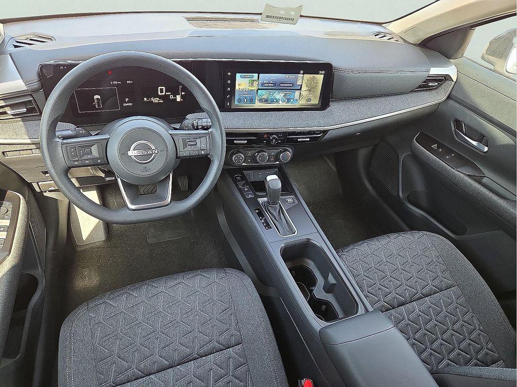 new 2025 Nissan Kicks car, priced at $25,526