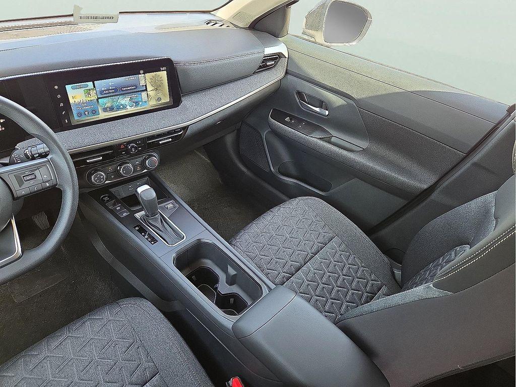 new 2025 Nissan Kicks car, priced at $25,526