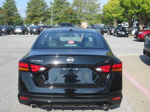 new 2025 Nissan Altima car, priced at $35,680