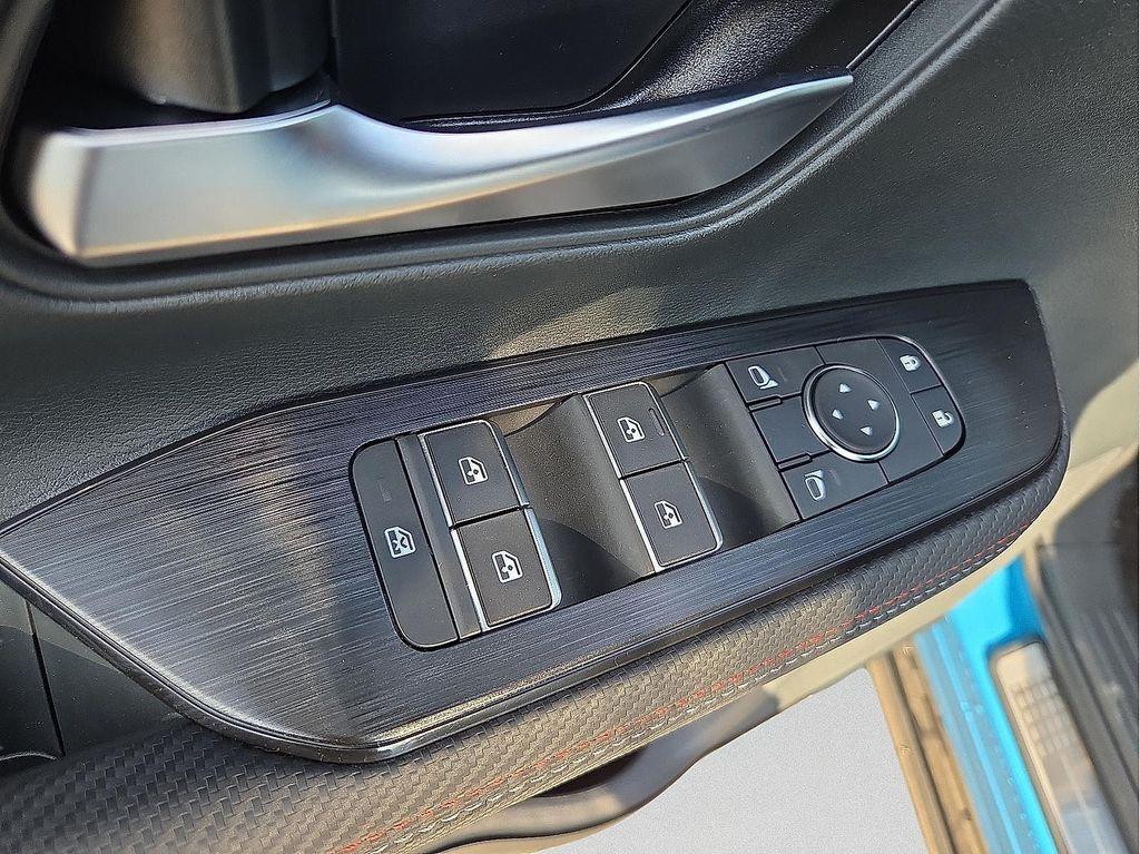 new 2025 Nissan Kicks car, priced at $26,888