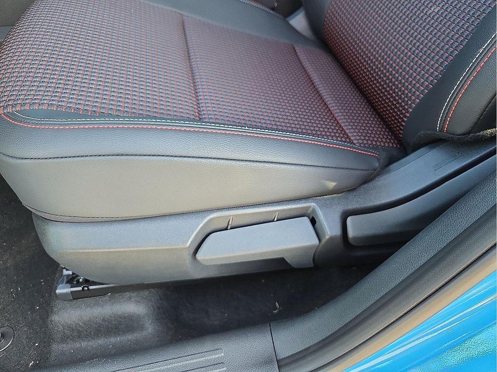 new 2025 Nissan Kicks car, priced at $29,438