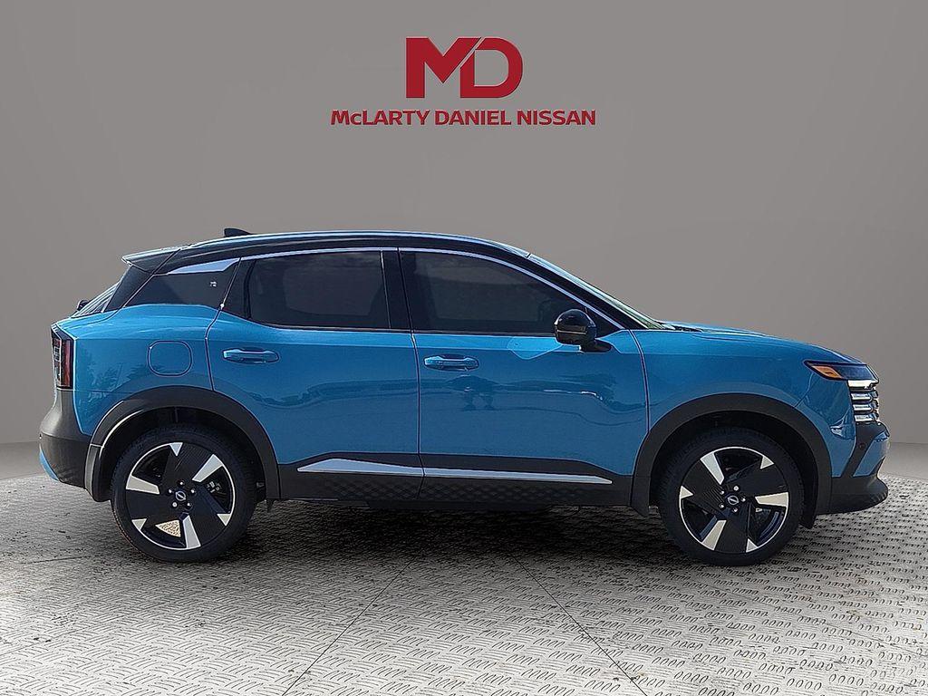 new 2025 Nissan Kicks car, priced at $29,438