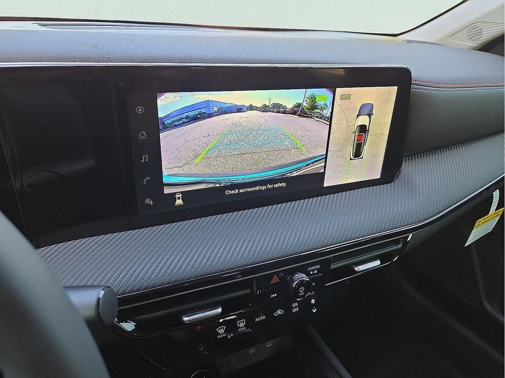 new 2025 Nissan Kicks car, priced at $26,888