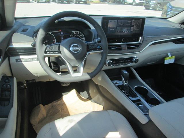 new 2025 Nissan Altima car, priced at $27,990