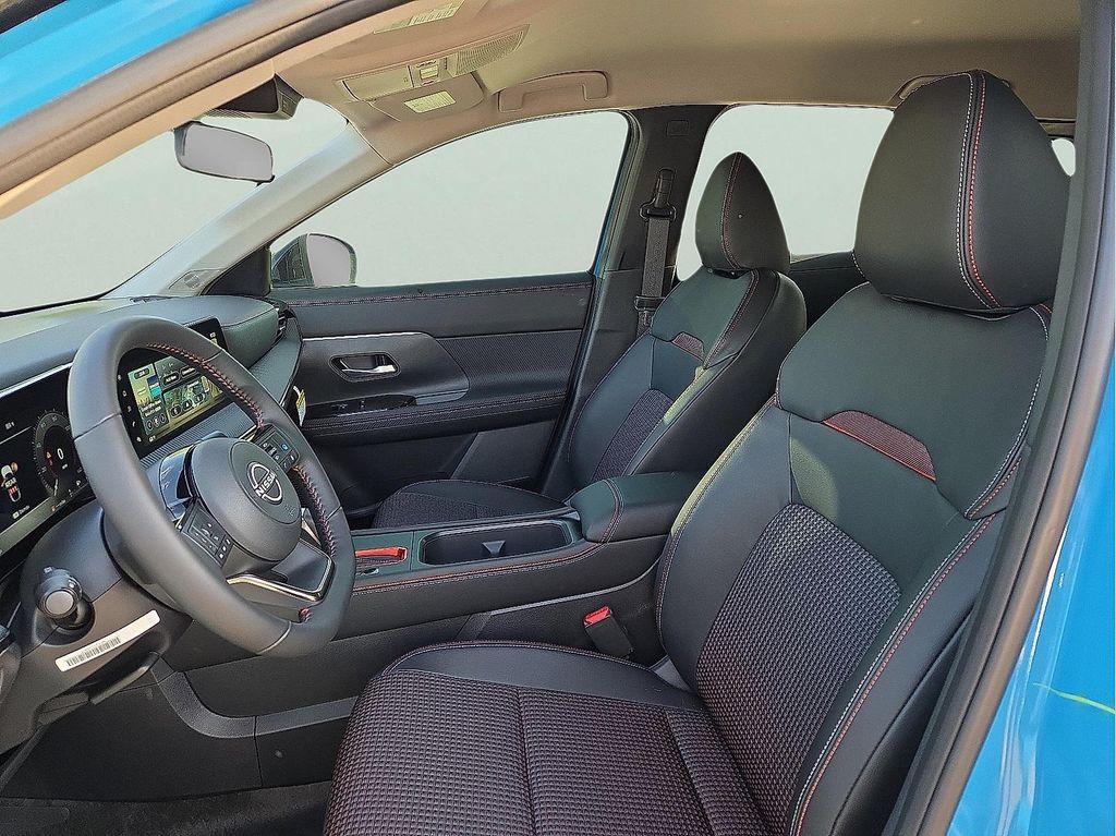 new 2025 Nissan Kicks car, priced at $27,883