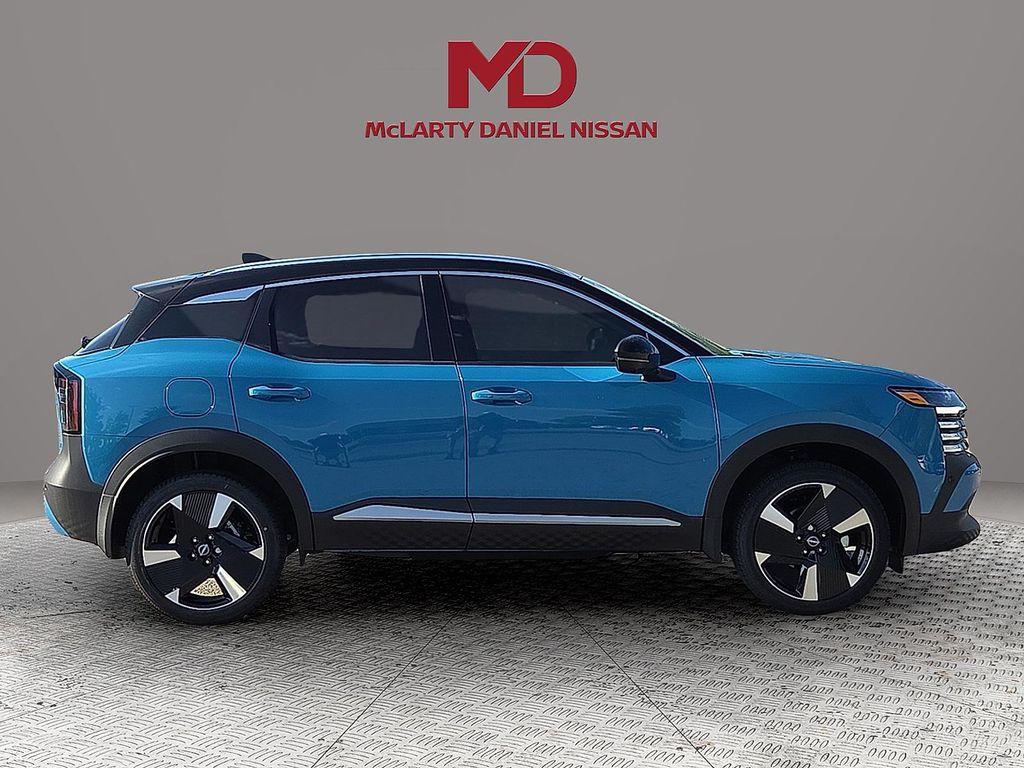 new 2025 Nissan Kicks car, priced at $27,883