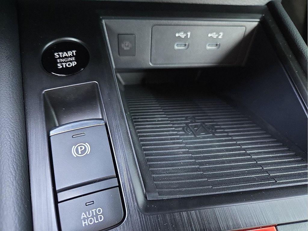 new 2025 Nissan Kicks car, priced at $27,883