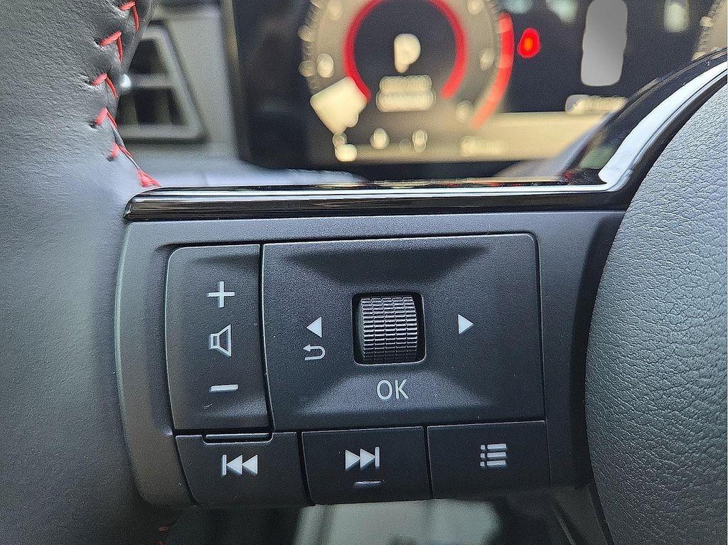 new 2025 Nissan Kicks car, priced at $27,883