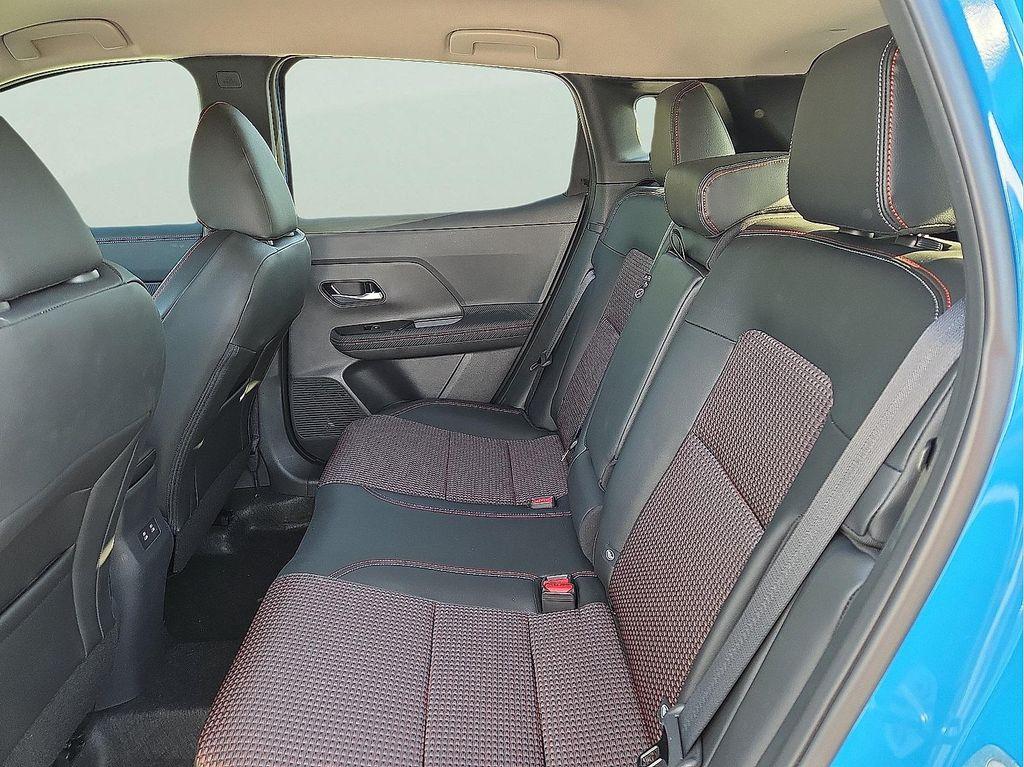 new 2025 Nissan Kicks car, priced at $27,883