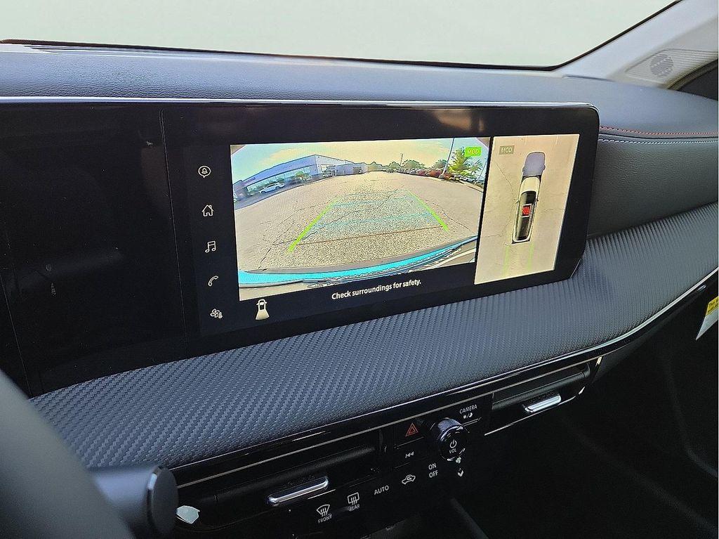 new 2025 Nissan Kicks car, priced at $27,883