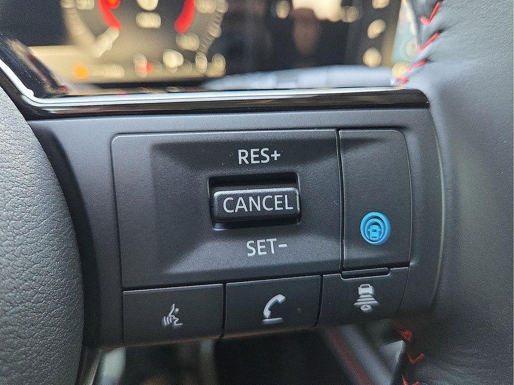 new 2025 Nissan Kicks car, priced at $27,883